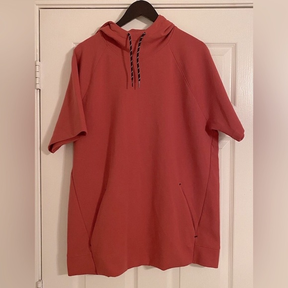 Old Navy Red Short Sleeve Sweatshirt Hoodie - Picture 1 of 3